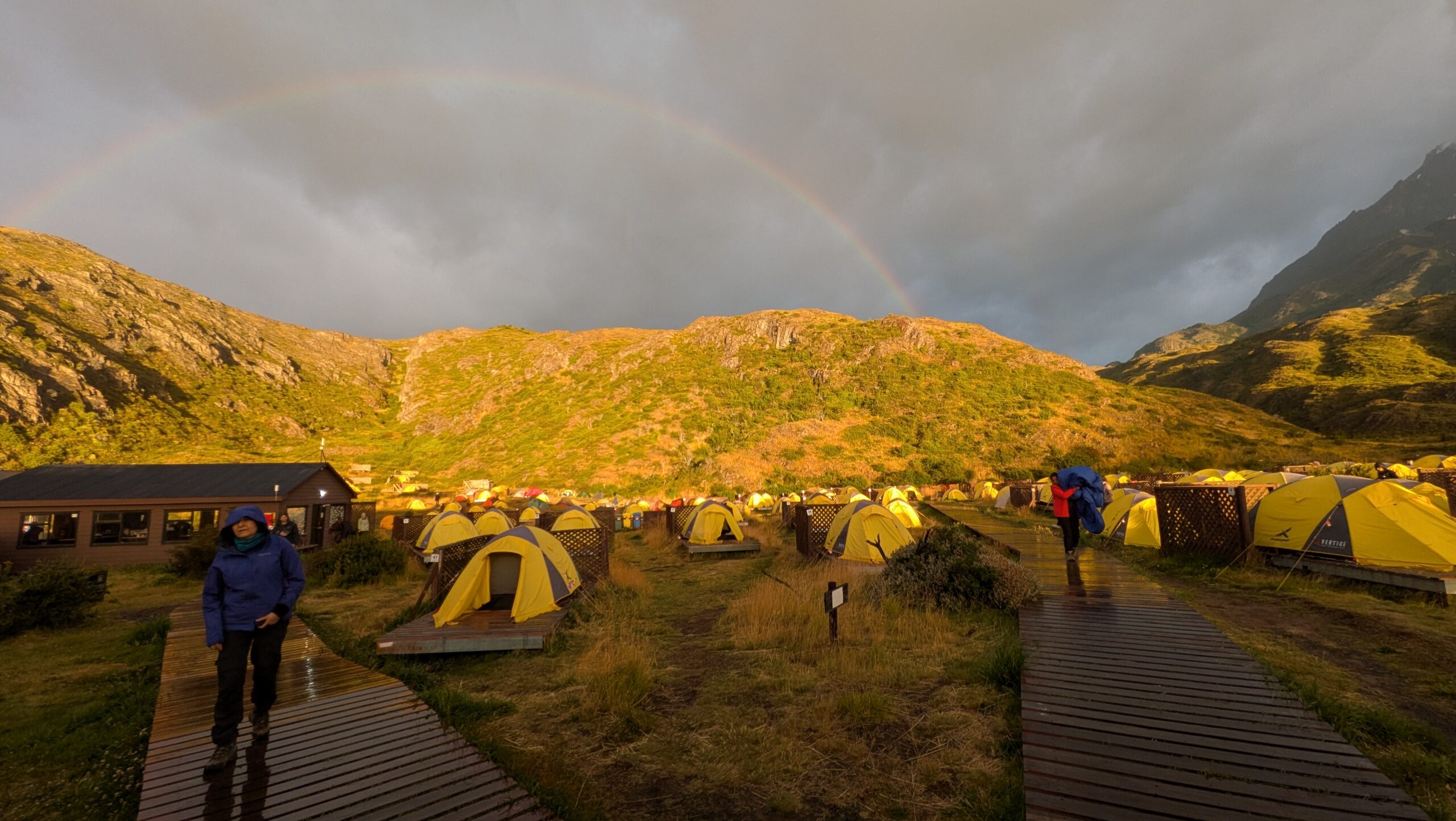 Dome camping at Lago Pehoé